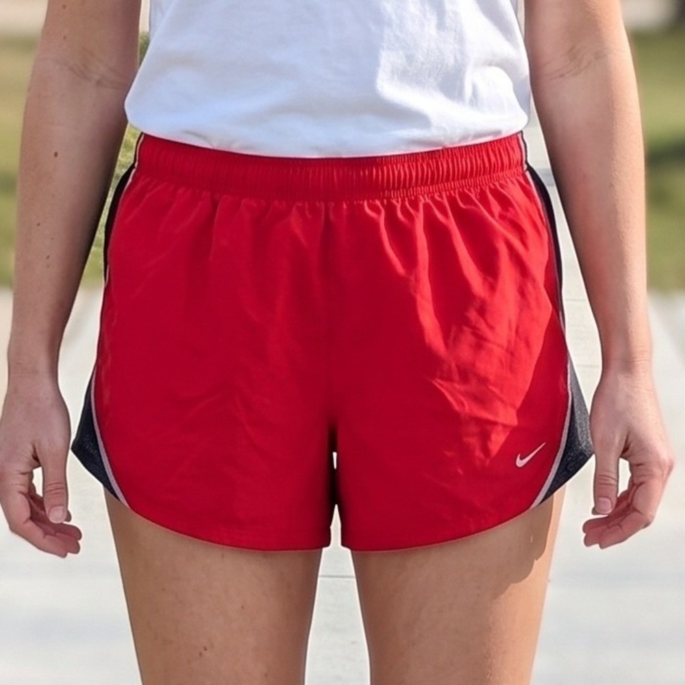 Nike Fit Dry Red Running Shorts Womens Mesh Trim Athletic Gym‎ Workout L (12-14)